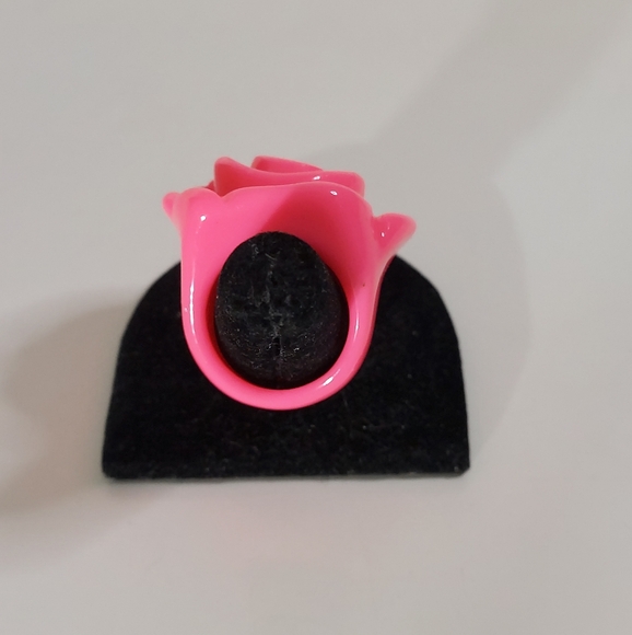 Hot Pink Acrylic Rose Raised Chunky Statement Ring - Picture 12 of 15
